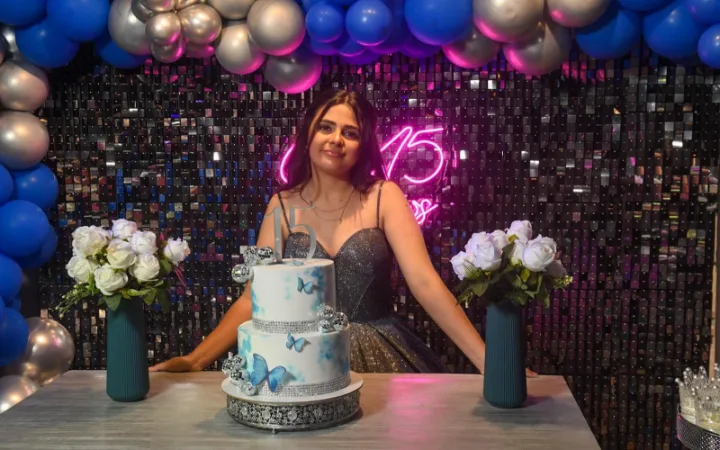 NUEVO SALON AZUL 2